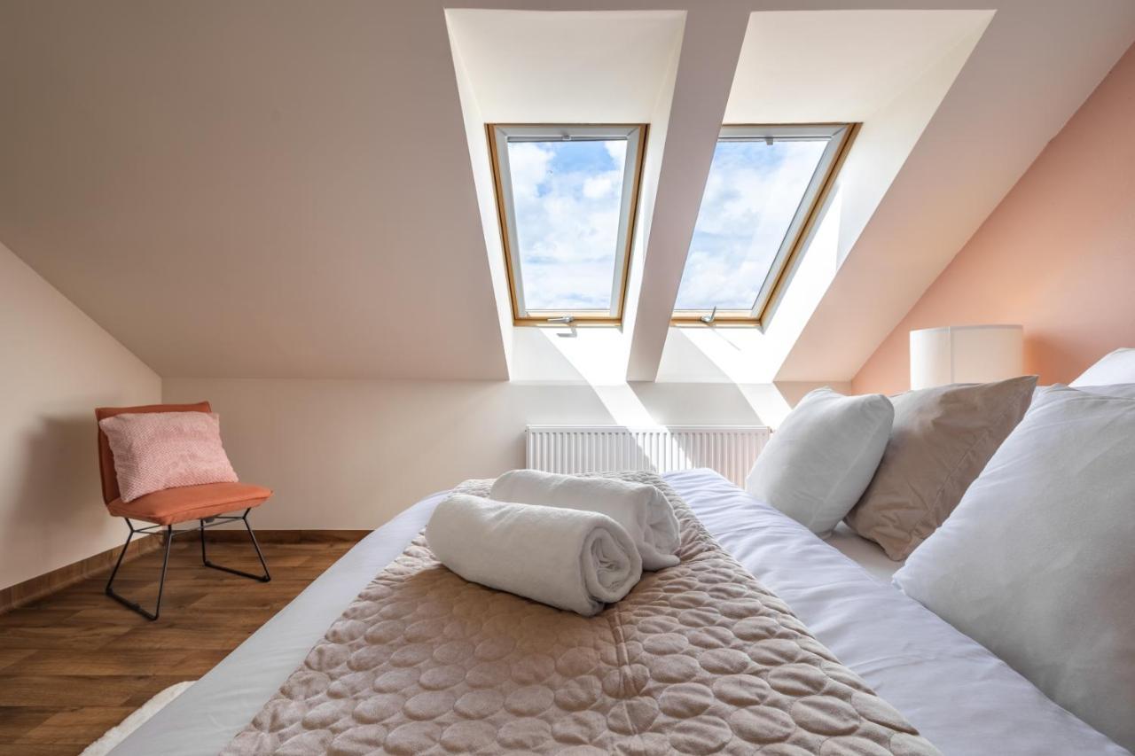 Hotel A4 Wroclaw - Bielany Bielany Wrocławskie Kültér fotó