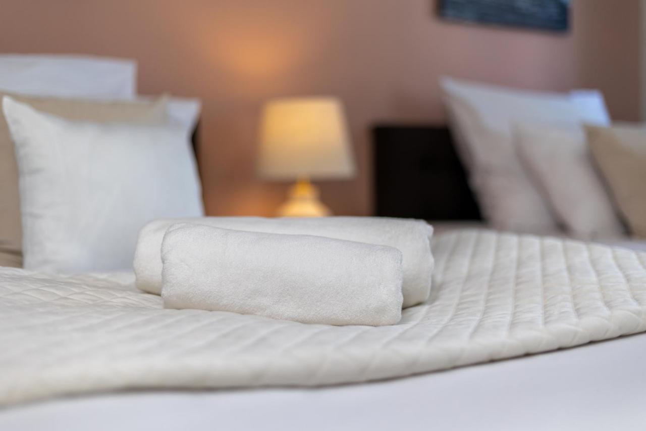 Hotel A4 Wroclaw - Bielany Bielany Wrocławskie Kültér fotó